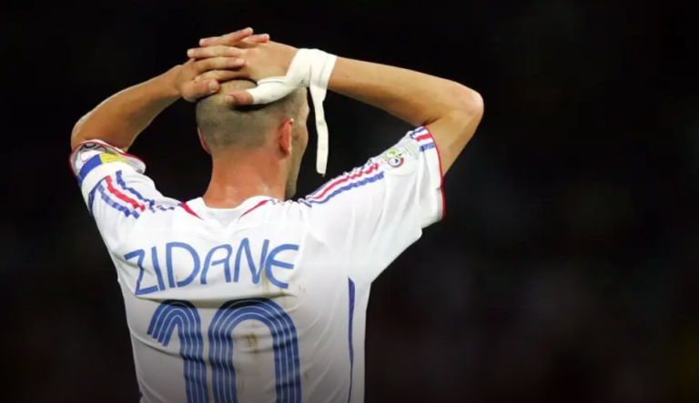 സിദാന് ഭ്രാന്തിളകിയ നിമിഷം