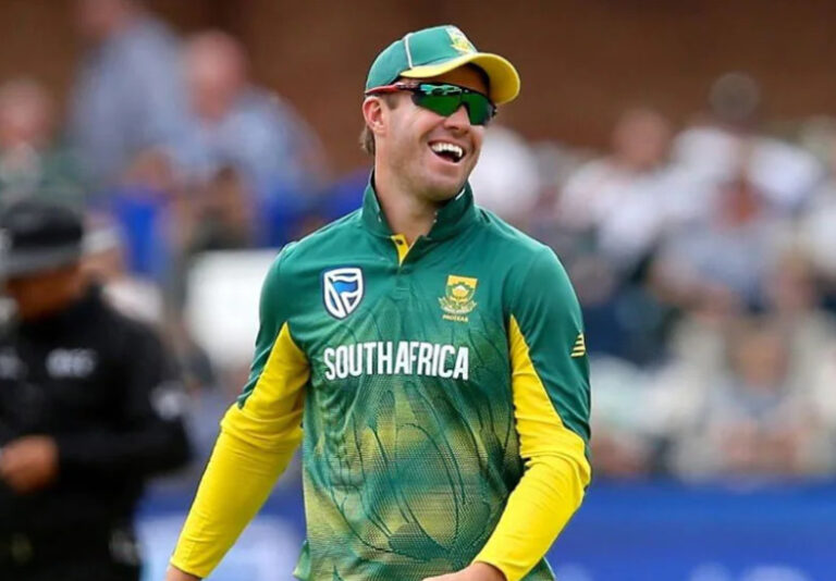 ബൗളര്‍മാരെ അടിച്ചുപറത്തിയ ഡിവില്ലിയേഴ്‌സ്